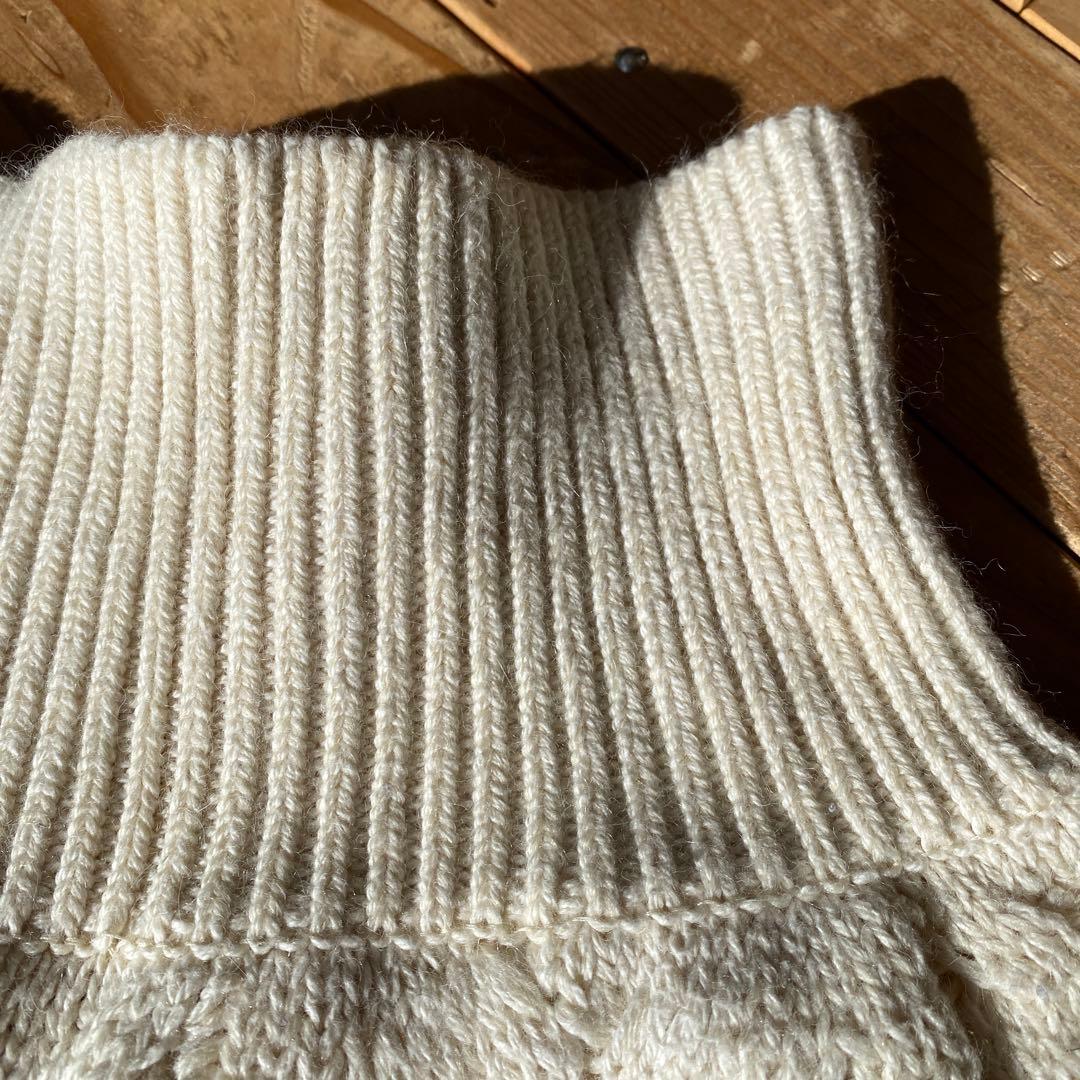 ケーブル編みアイボリーショートパンツ Mサイズ