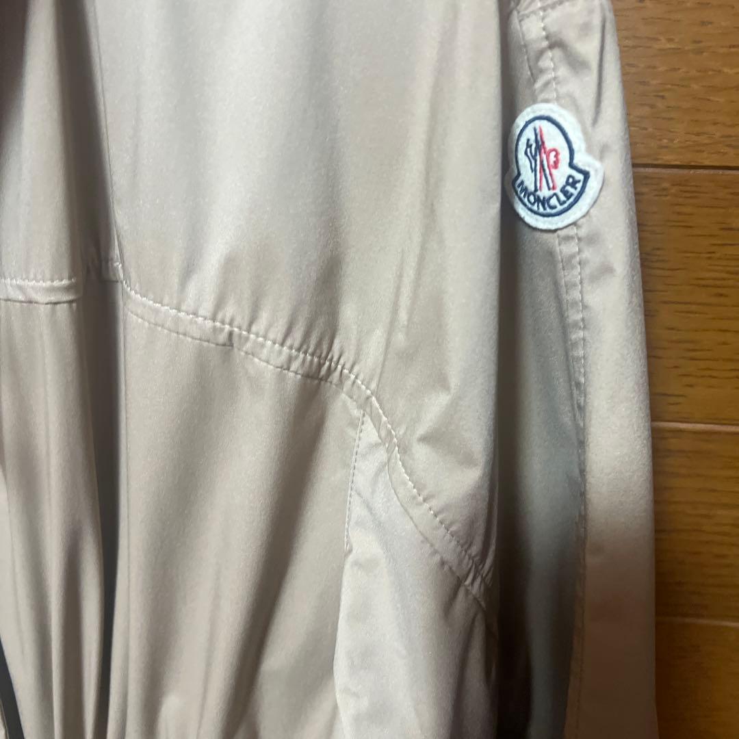 Moncler ロングナイロンコートベージュ イエロー