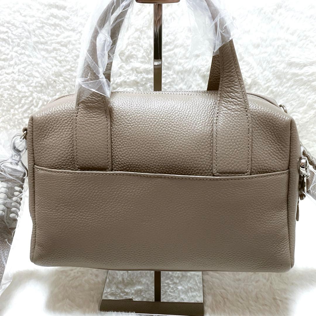 【未使用】イアパピヨネ　スタッズボストンバッグ　ベージュ