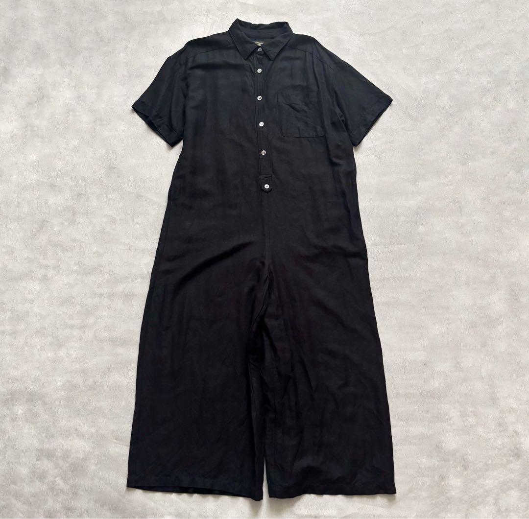 ハグオーワー 美品 クロスアンドクロス シャツカラーオールインワン ブラック