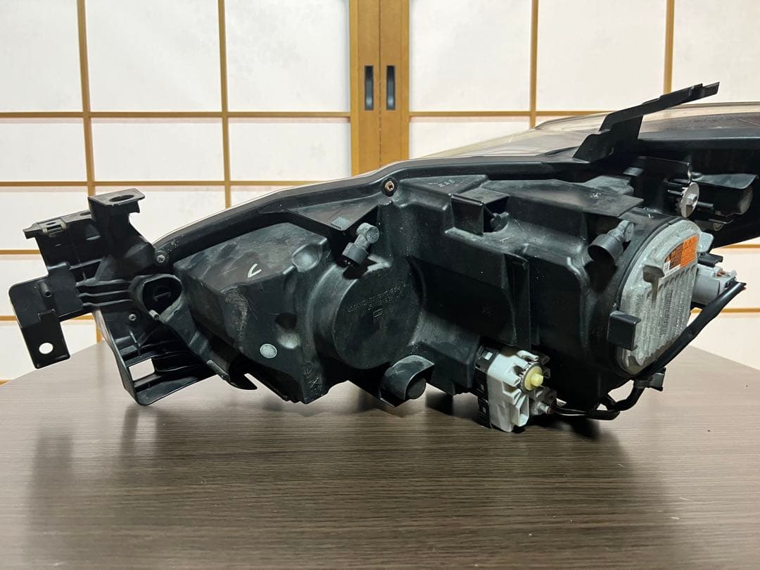 アテンザセダン GJ系純正ヘッドライト