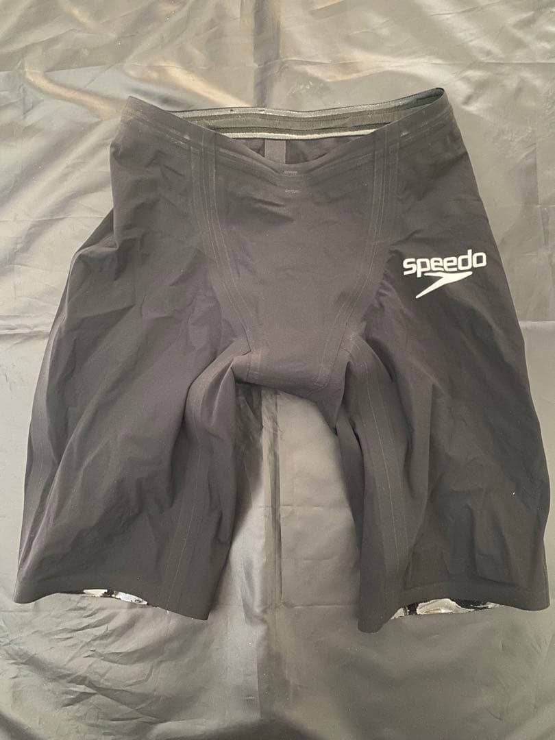 スピード　speedo FS LZR GLINT Lサイズ　①