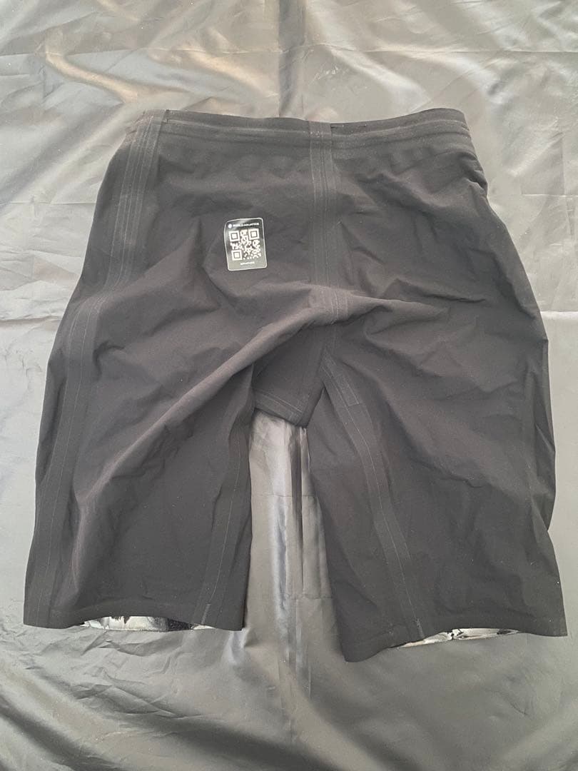 スピード　speedo FS LZR GLINT Lサイズ　①