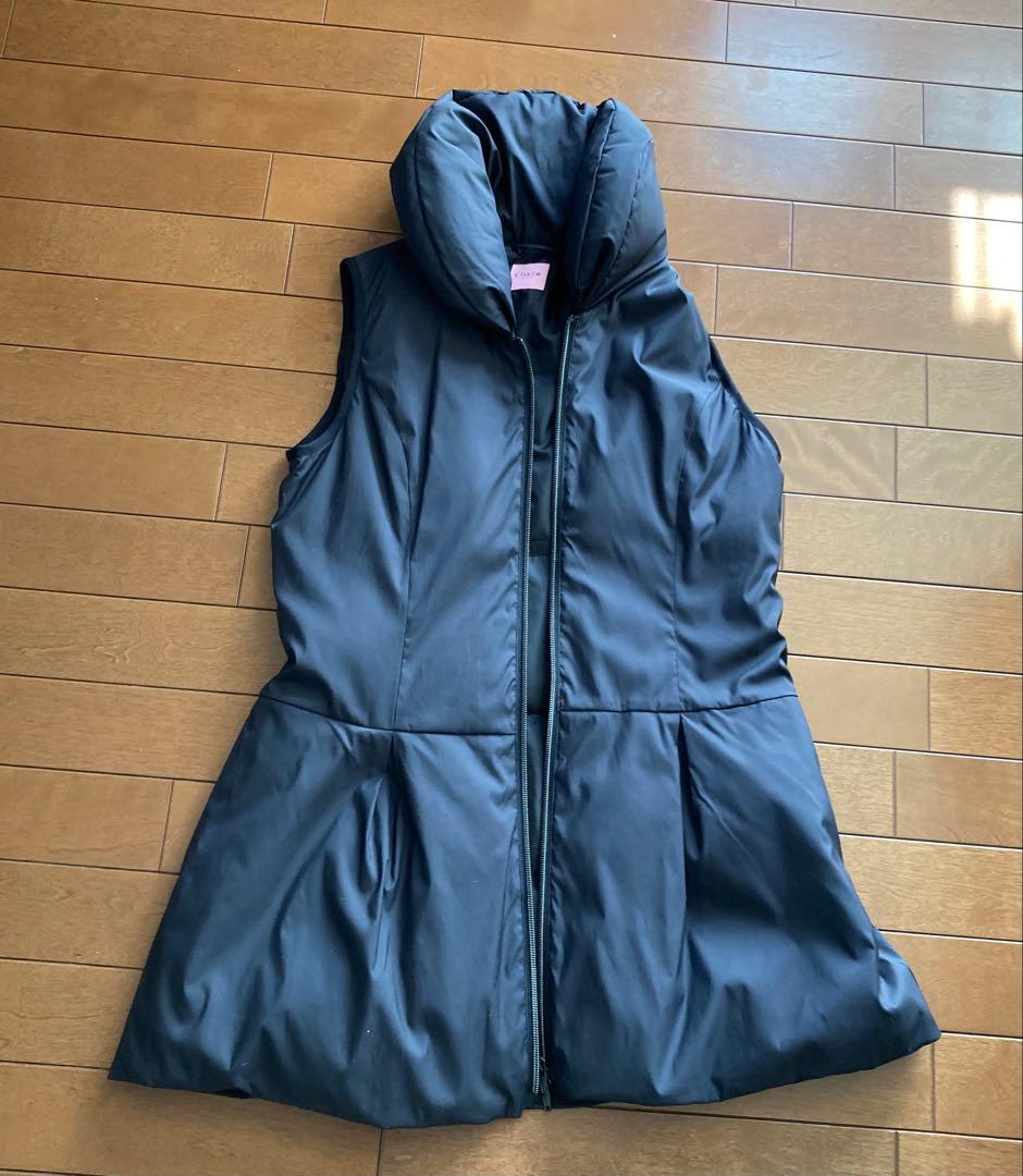 チャコット　ダウン　ベスト　ブラック　L