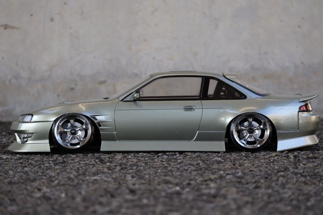 アディクション S14 シルビア 新品未使用ボディ