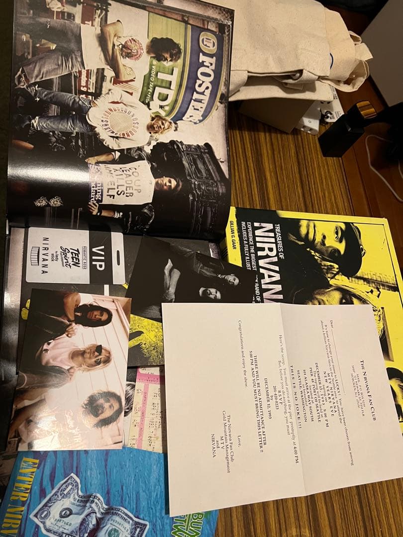 ニルバーナ　伝説の軌跡　treasure of nirvana 大型本