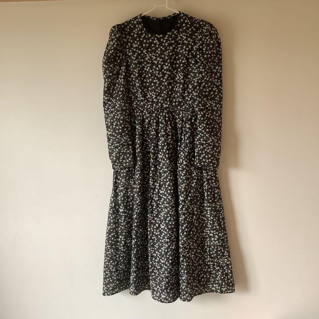 三連休セール♡OBLI パフスリーブワンピース　オブリ0サイズ