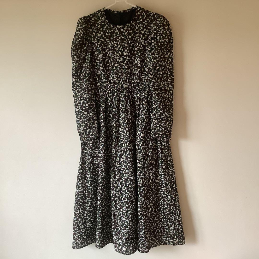 三連休セール♡OBLI パフスリーブワンピース　オブリ0サイズ