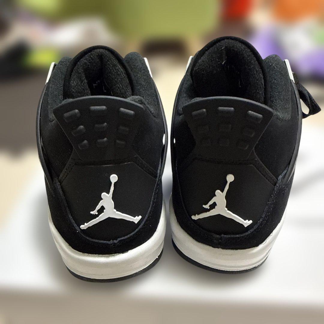 NIKE air jordan4 GS ホワイトサンダー　24.5