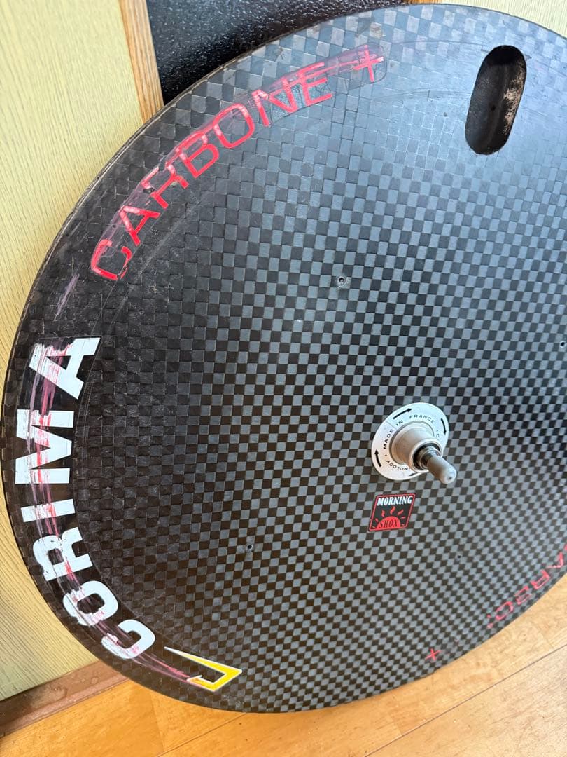 車椅子陸上　車椅子マラソン用CORIMA カーボンディスクホイール27インチ