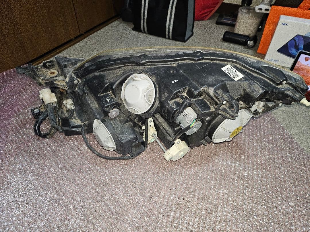 レクサスLs460前期ヘッドライト