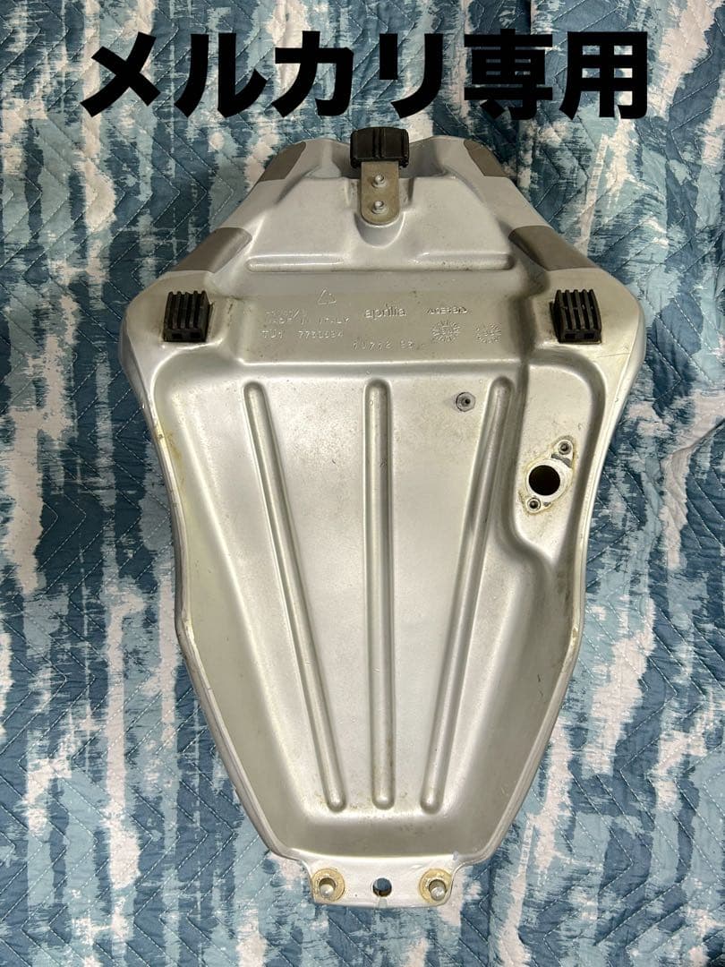 ☆アプリリア ☆RS250☆純正ガソリンタンク☆