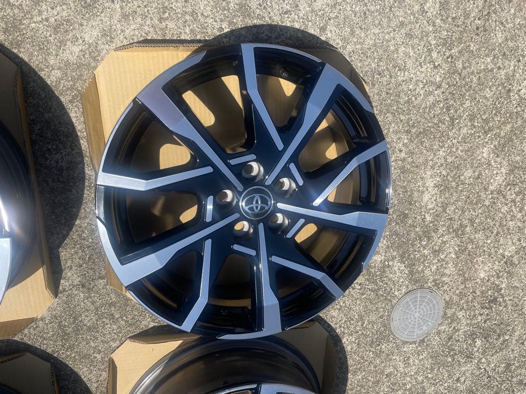 phev60プリウス純正ホイール