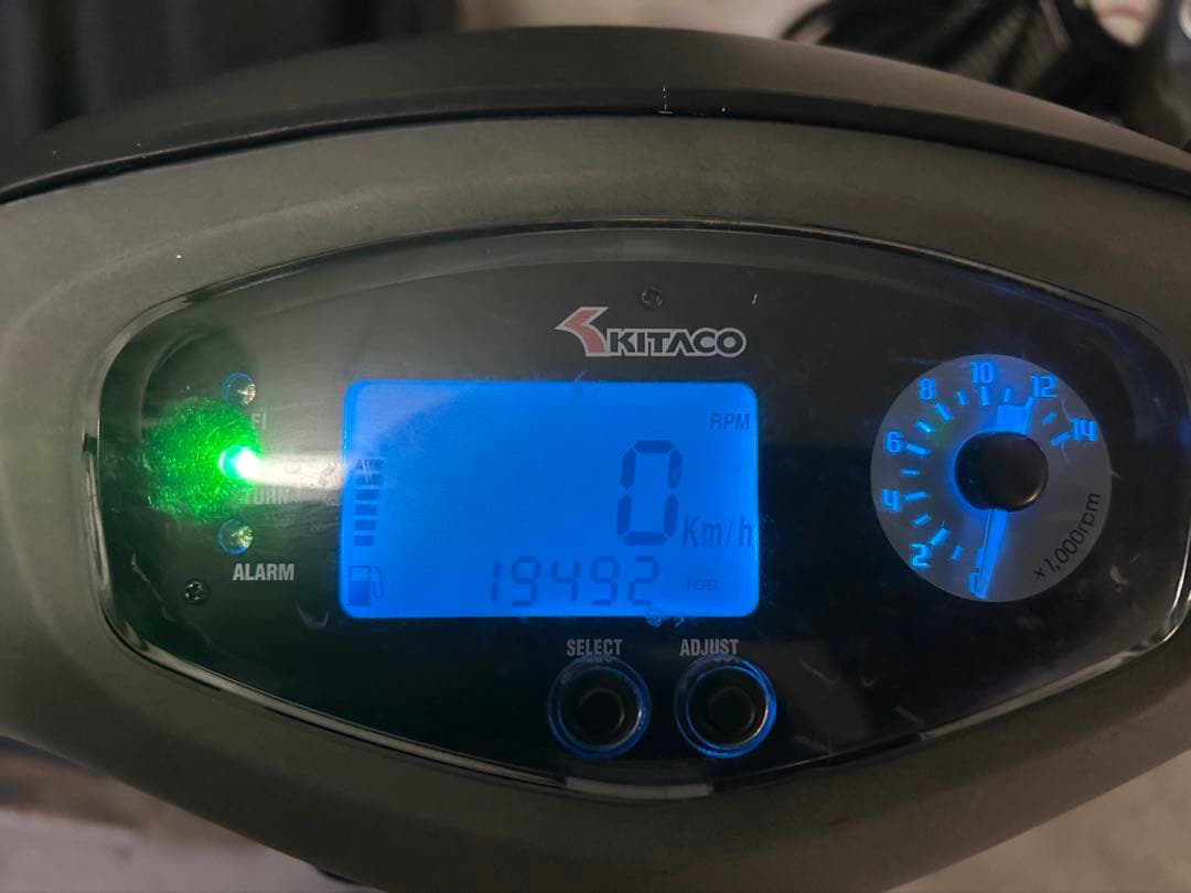 アドレスv125g K7 キタコ　デジタルメーター