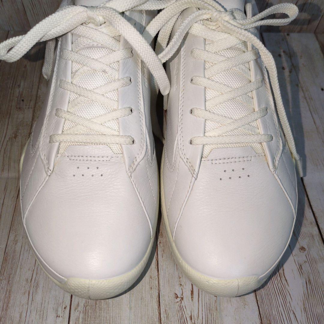 美品✨【ECCO】ゴルフシューズ☆42☆BIOM HYBRID☆ホワイト