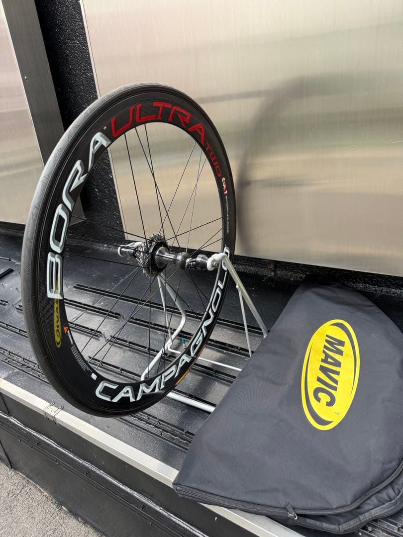 CAMPAGNOLO BORA ULTRA TWOチューブラータイヤ　リアのみ