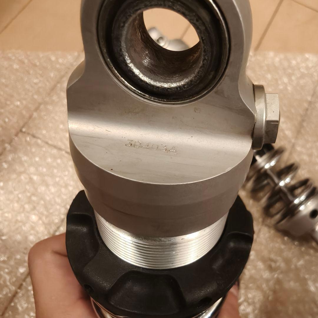 OHLINSサスペンション スポーツスター XL1200 XL883 オーリンズ