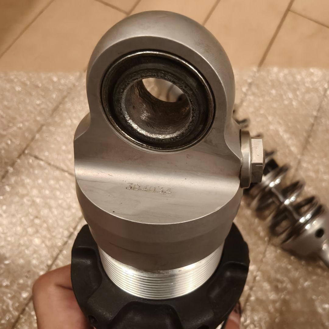 OHLINSサスペンション スポーツスター XL1200 XL883 オーリンズ