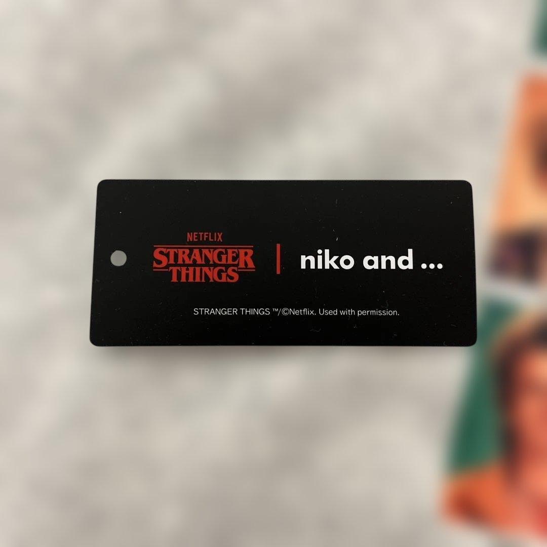stranger things niko and スウェット