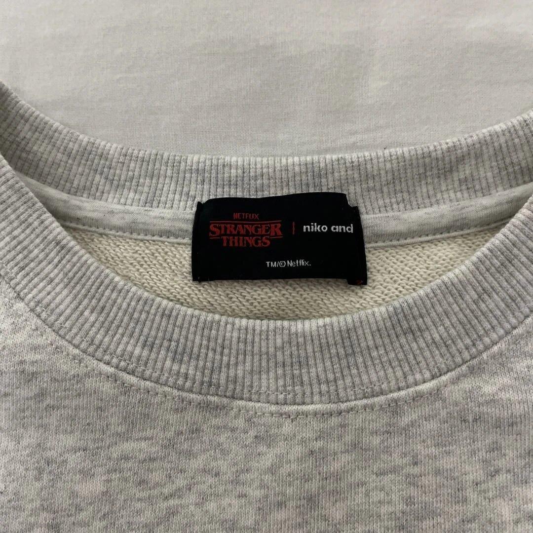 stranger things niko and スウェット