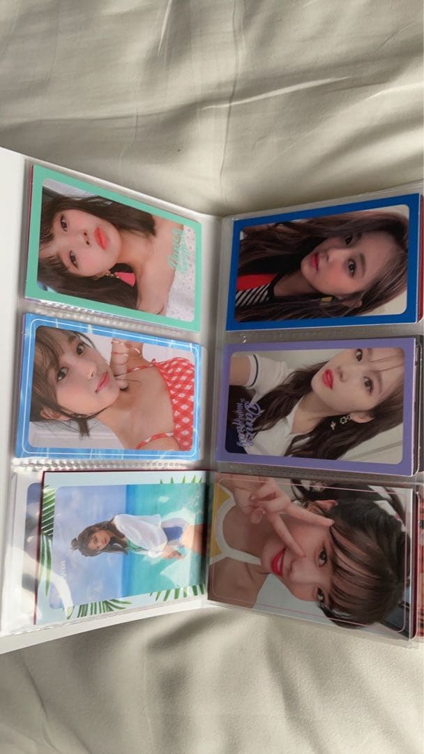 美品揃い TWICE グッズ トレカ アルバム ポスター うちわ