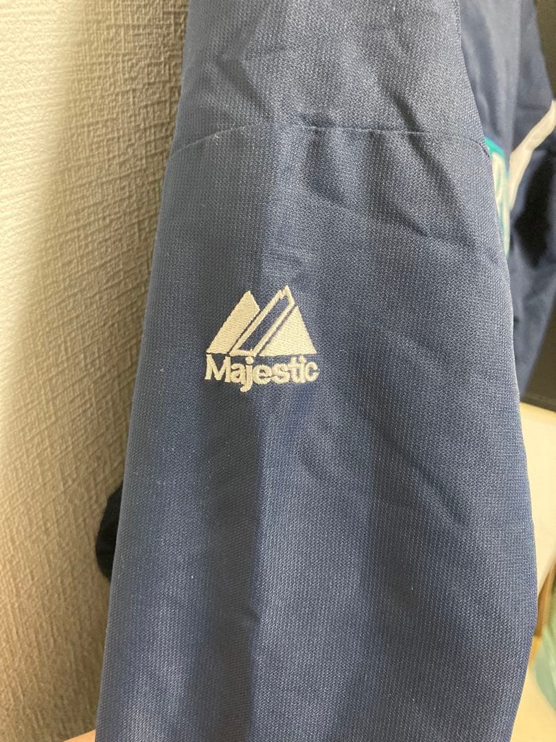 2010Majesticマリナーズ ナイロンジャケット MLB 状態良 XL