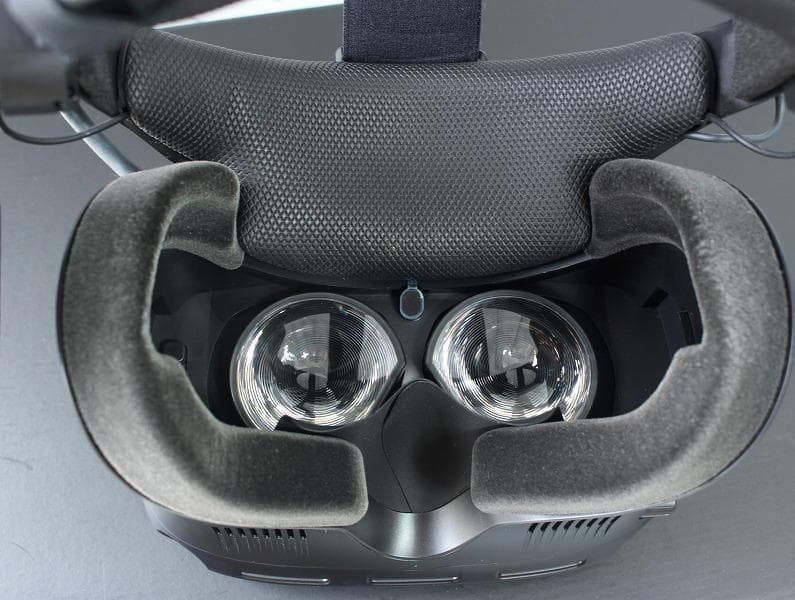 HTC VIVE COSMOS ELITE VRヘッドセット