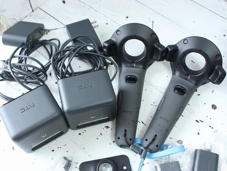 HTC VIVE COSMOS ELITE VRヘッドセット