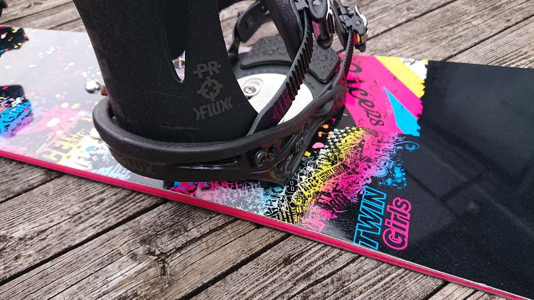 スノーボード 2点セット RICE28 TWIN GIRLS 144 FLUX