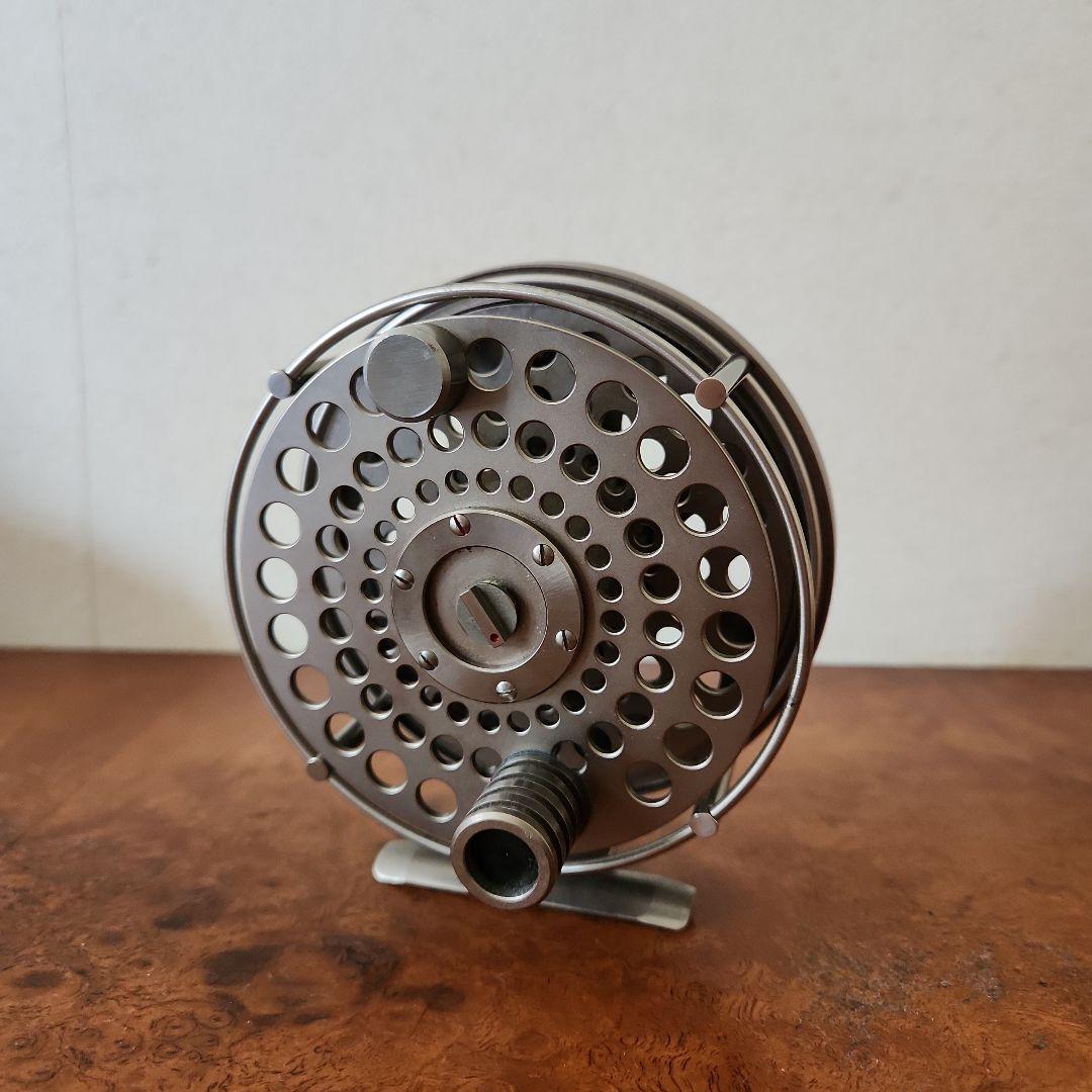 未使用美品　Ari.t.Hart アリハート　ソルトウォーターリールS3