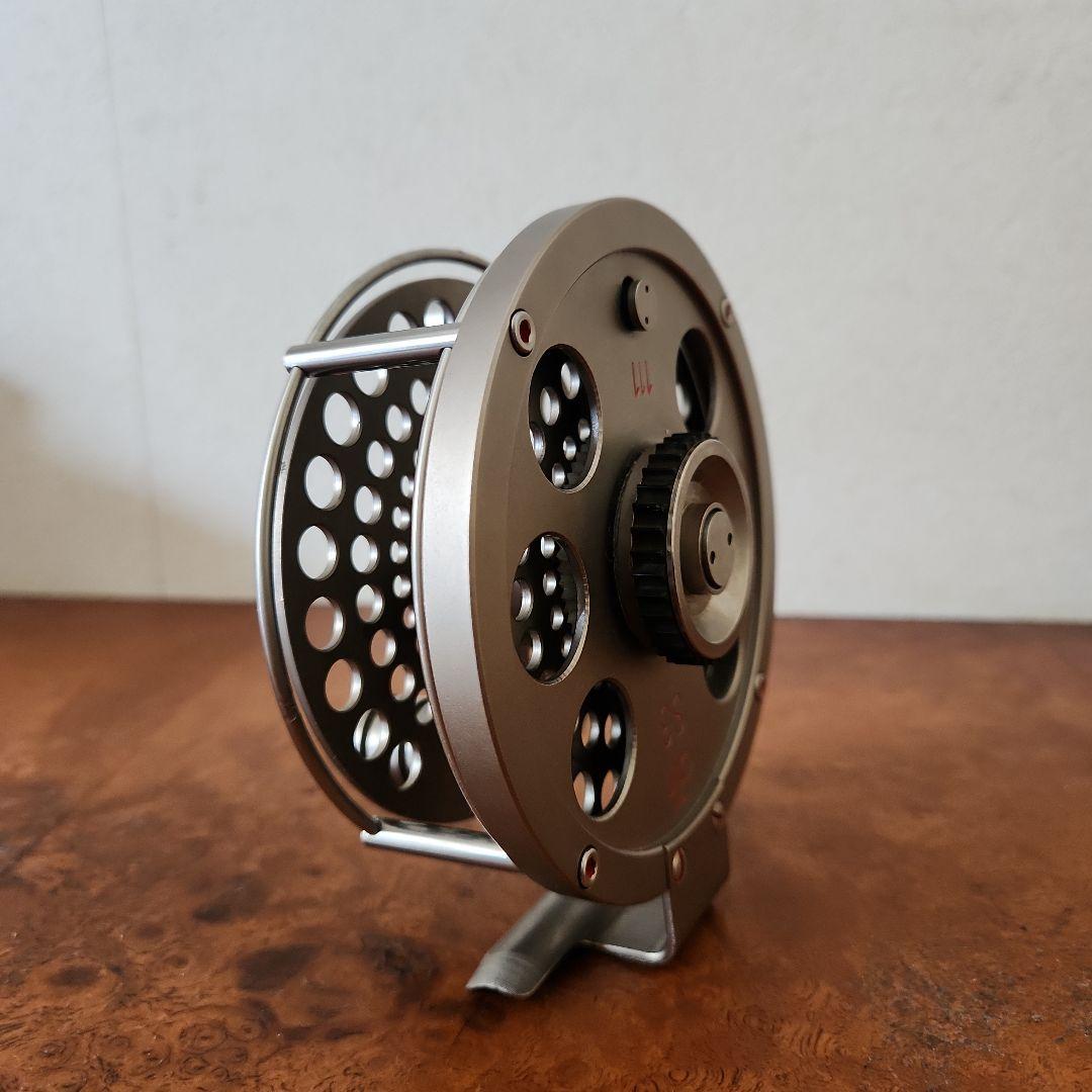 未使用美品　Ari.t.Hart アリハート　ソルトウォーターリールS3