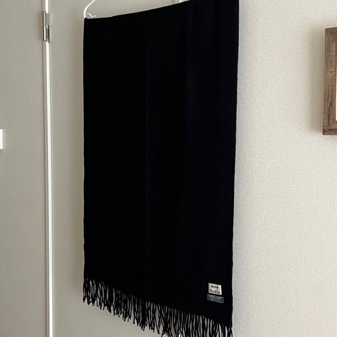 【美品】Acne Studios ブラック マフラー