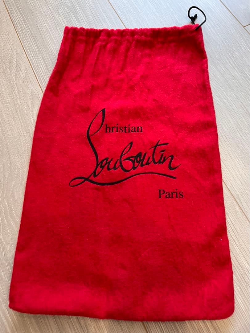 クリスチャンルブタン