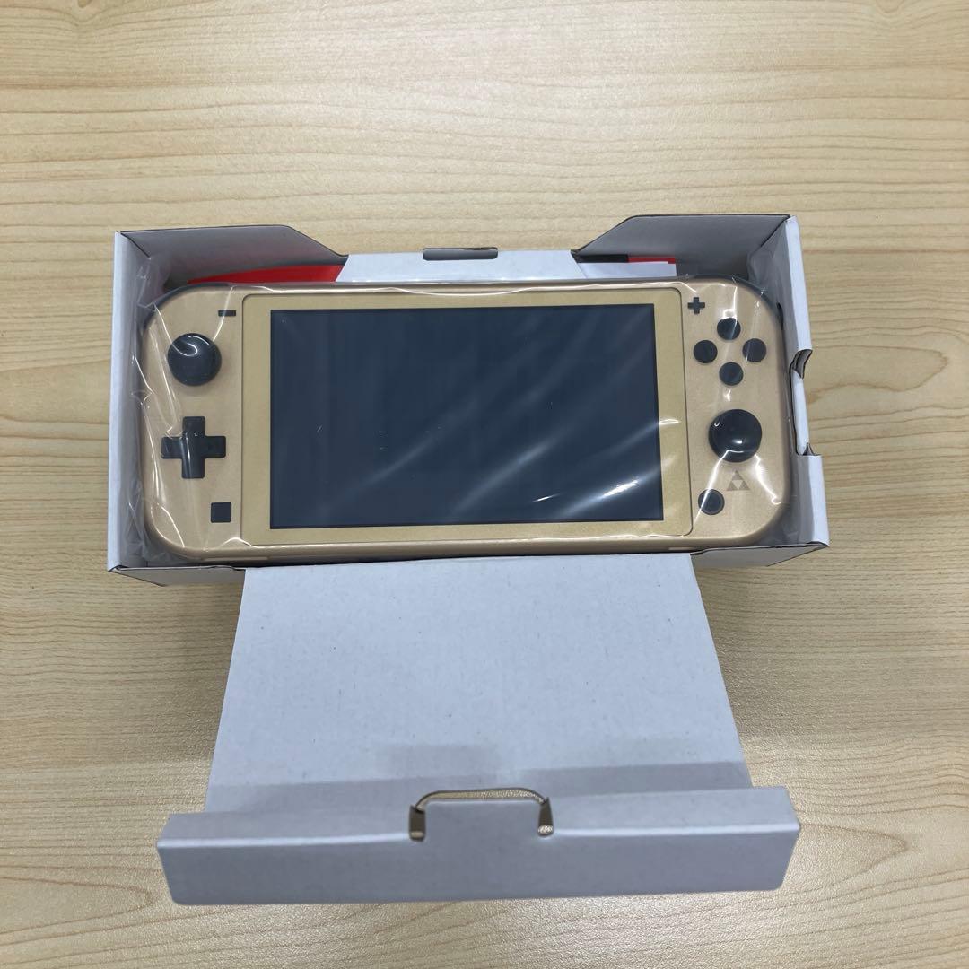 任天堂　Switch ライト