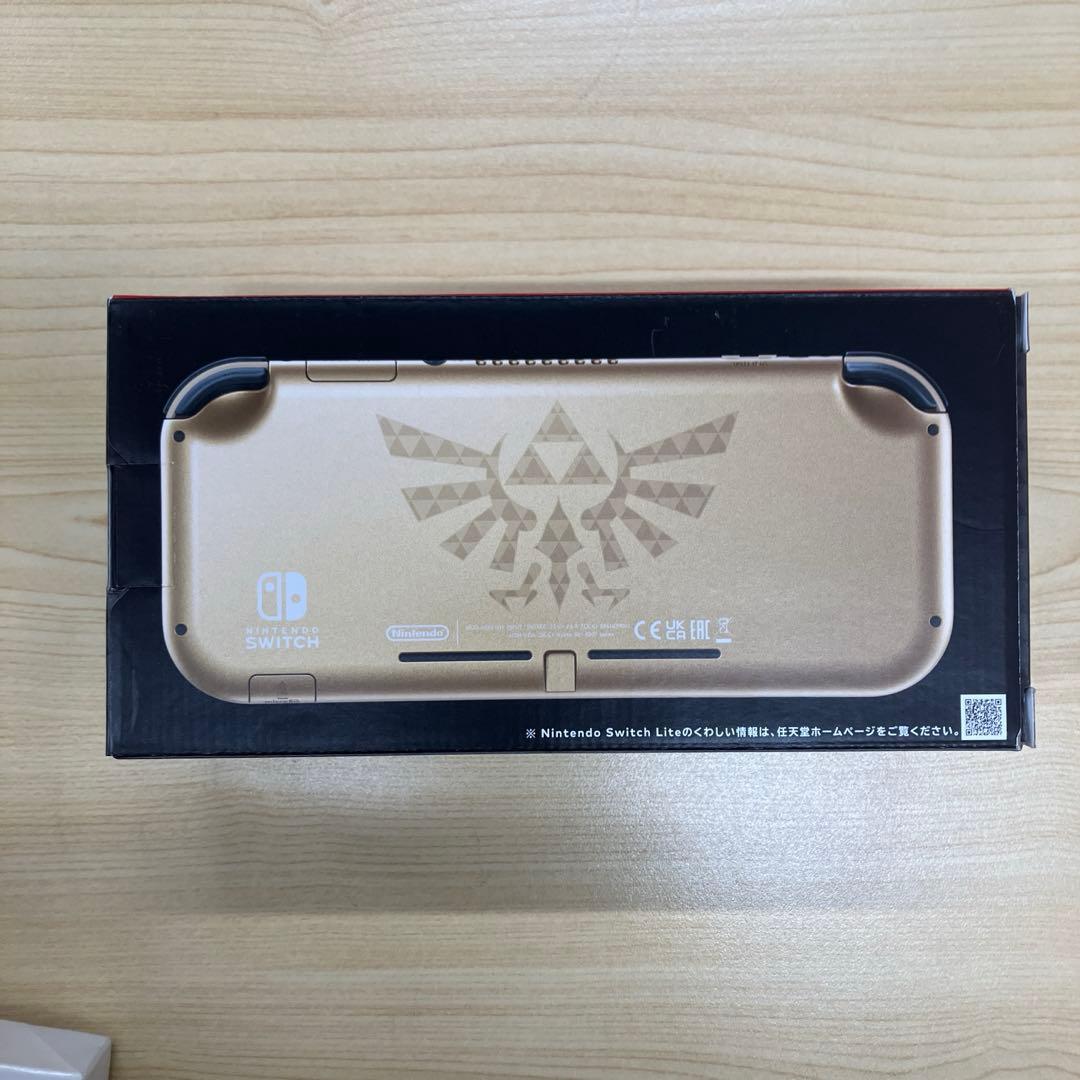 任天堂　Switch ライト