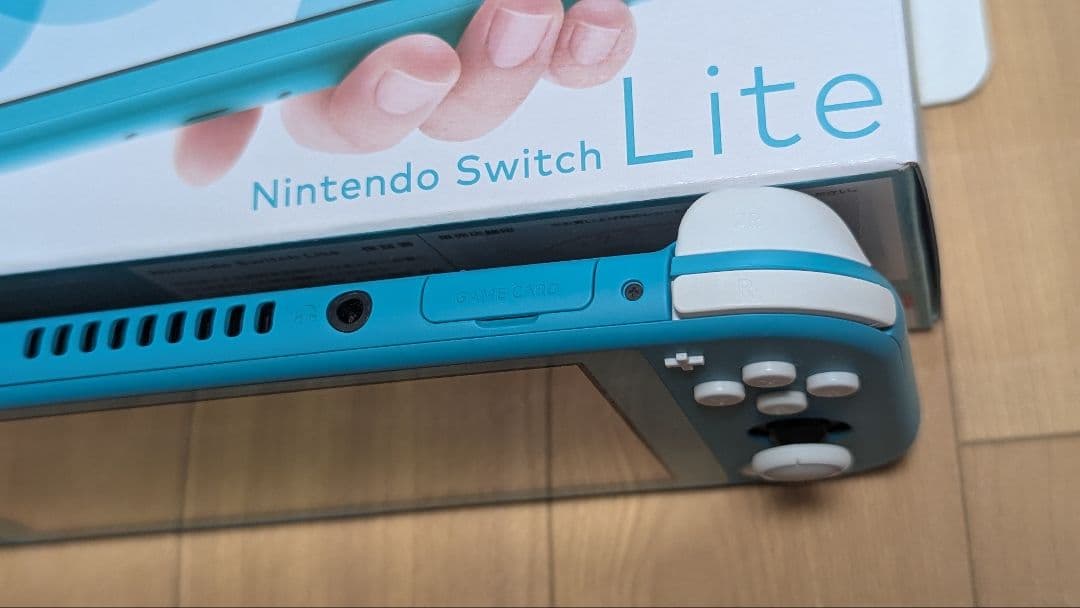 スイッチライト　本体・箱・充電器付き
