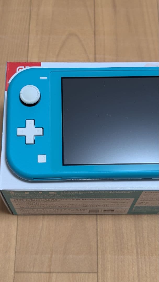 スイッチライト　本体・箱・充電器付き