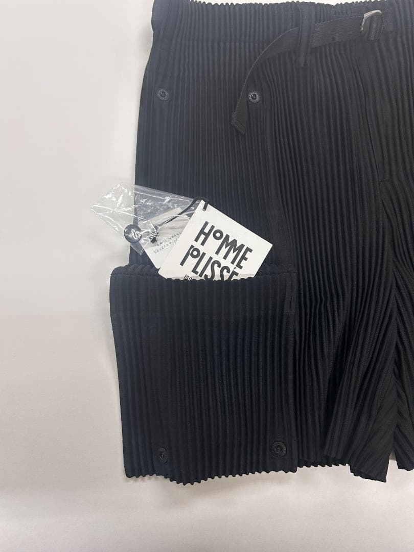 HOMME PLISSE ISSEY MIYAKEショートパンツ ベルト付き
