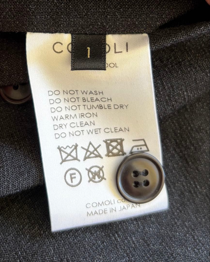 美品 24ss comoli ウールニータック チャコール　希少サイズ 1