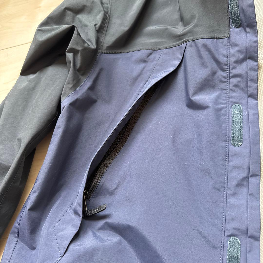 美品　THE　NORTH FACE マウンテンパーカー　150