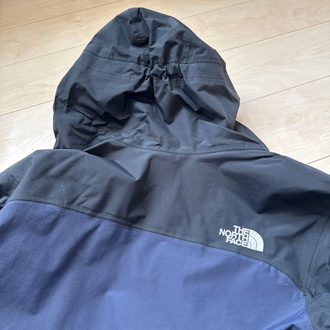 美品　THE　NORTH FACE マウンテンパーカー　150
