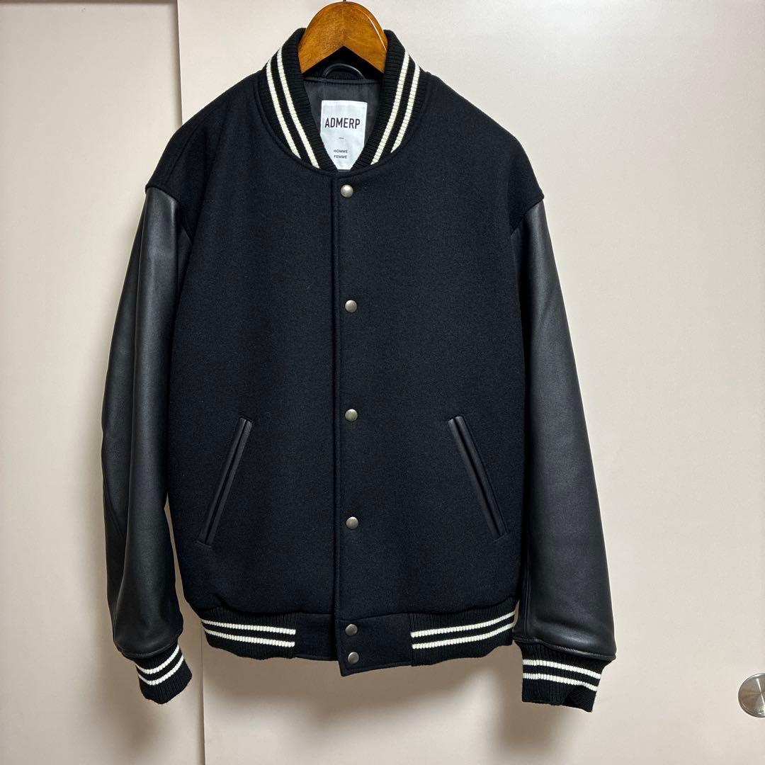 アダムエロペ　スタジャン　Mサイズ