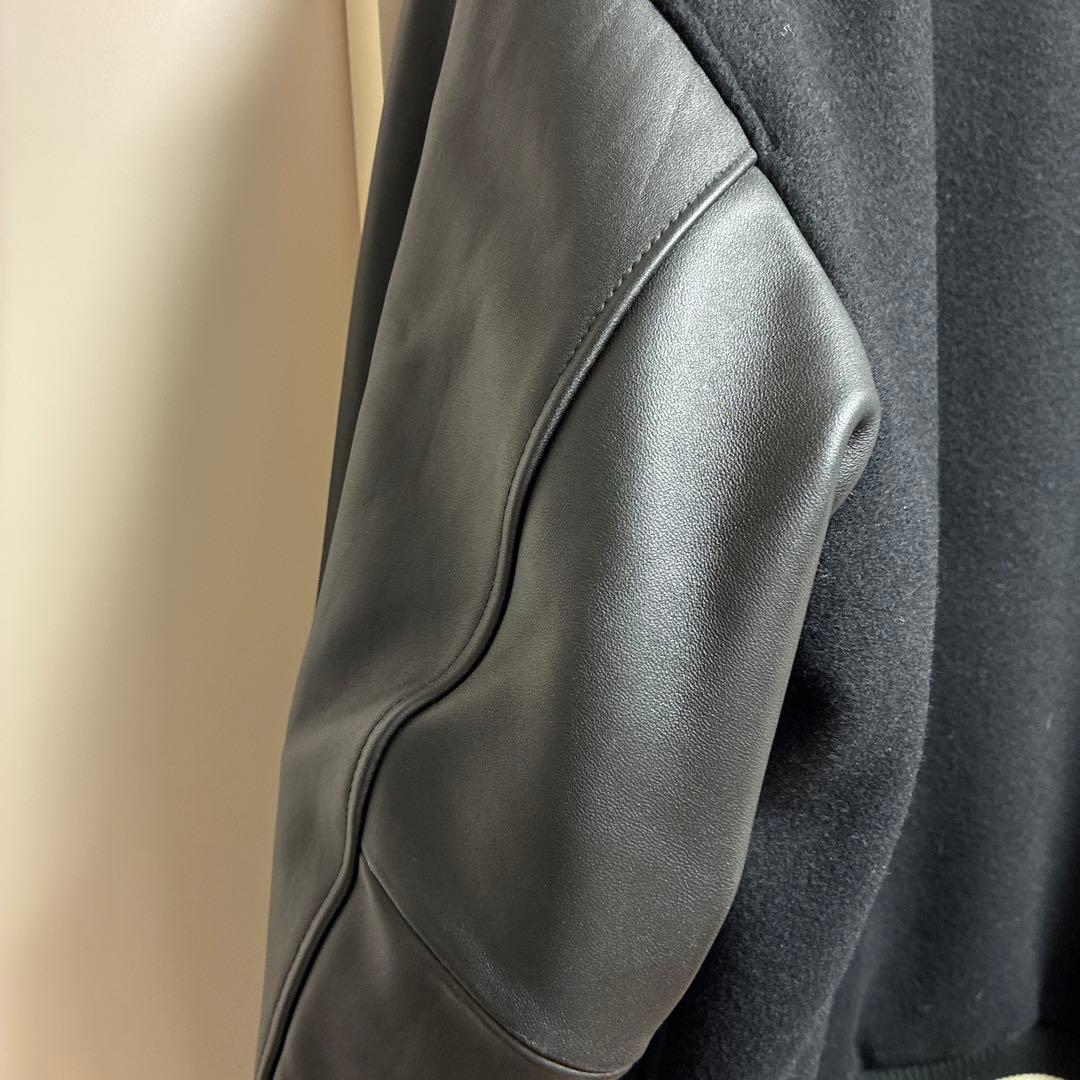 アダムエロペ　スタジャン　Mサイズ