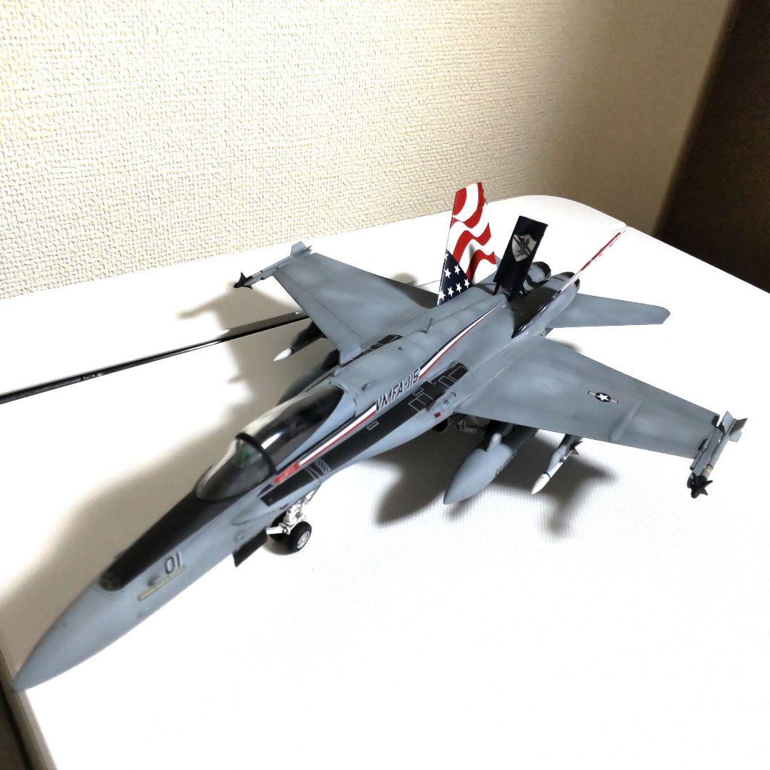 戦闘機プラモデル完成品1/72ハセガワF-18ホーネット