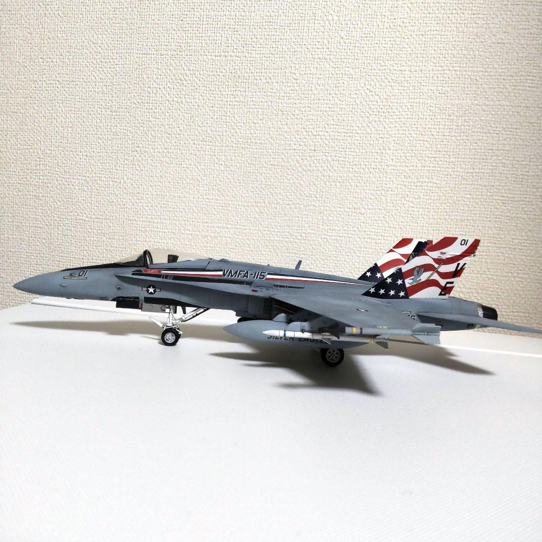 戦闘機プラモデル完成品1/72ハセガワF-18ホーネット