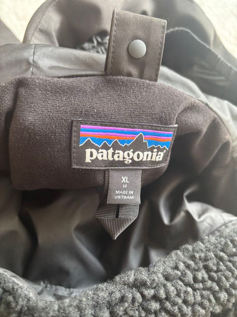 Patagonia フリースジャケット 黒