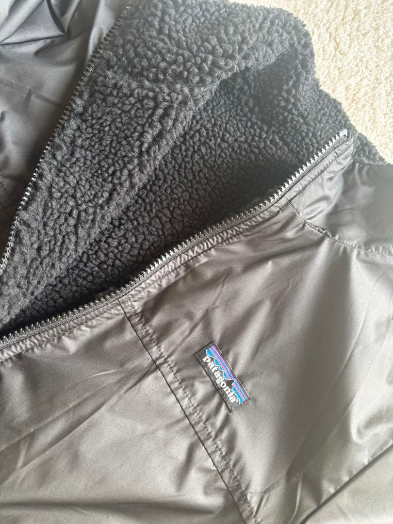 Patagonia フリースジャケット 黒