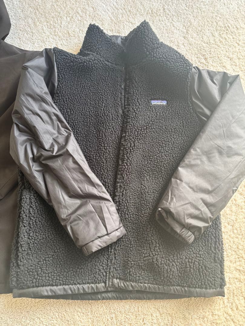 Patagonia フリースジャケット 黒