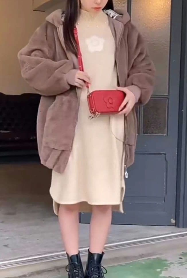 MARY QUANT ビジューデイジーファーBIGパーカー ブルゾン