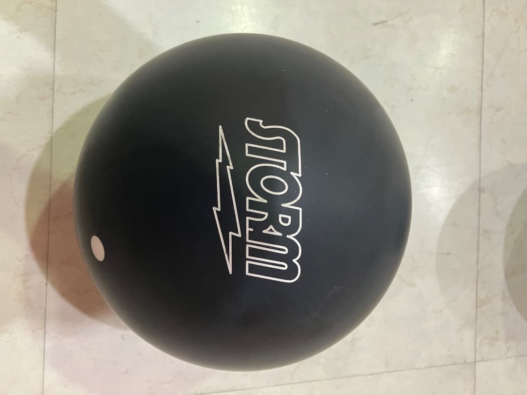 【ラニさん専用】LEVEL ボウリングボール　１５ポンド